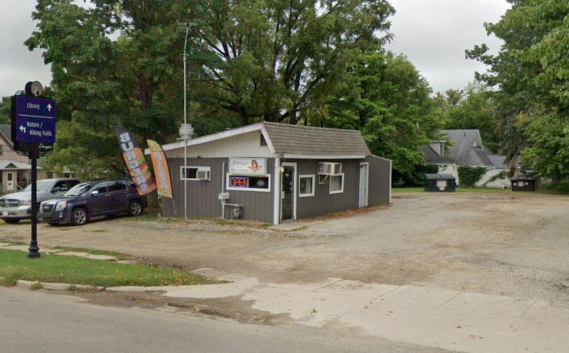 Rexs Drive-In (Rays Drive-In, Pizza Johns) - 2023 Street View (newer photo)